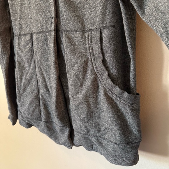 lululemon athletica Charcoal Snap Jacket - Women's Size 10 - Picture 4 of 11